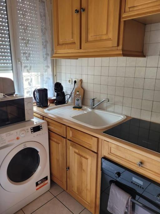 Au Calme - Maison Duplex Et Parking Chalons-en-Champagne
